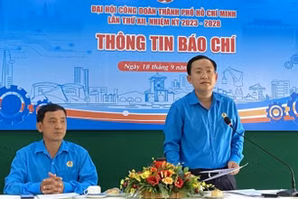 Lãnh đạo Liên đoàn Lao động Thành phố Hồ Chí Minh trao đổi thông tin với báo chí ngày 18/9