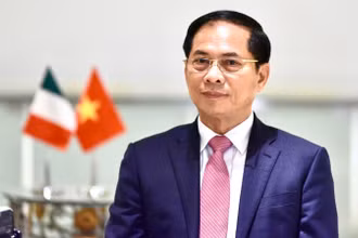 Bộ trưởng Ngoại giao Bùi Thanh Sơn.