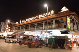 Chợ đêm Kalare ở Chiang Mai, Thái Lan. (Ảnh: ĐINH TRƯỜNG)