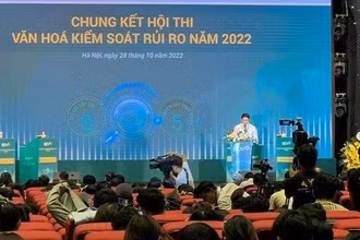 Phó Tổng Giám đốc BIDV Trần Phương phát biểu tại Hội thi.