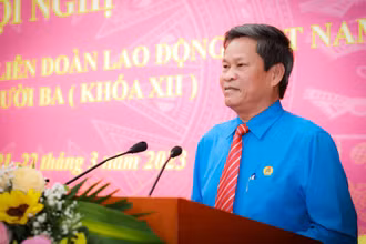 Đồng chí Huỳnh Thanh Xuân được bầu làm Phó Chủ tịch Tổng Liên đoàn Lao động Việt Nam khóa XII, nhiệm kỳ 2018-2023.