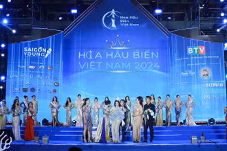 Lễ đăng quang Hoa hậu Biển Việt Nam 2024 tại Bình Thuận cùng đơn vị tổ chức Hoa hậu Doanh nhân du lịch Thế giới thực hiện.