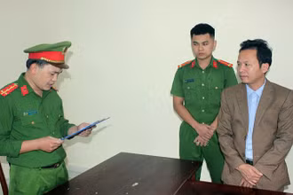 Cơ quan điều tra công bố lệnh bắt đối tượng Nguyễn Văn Sáu.