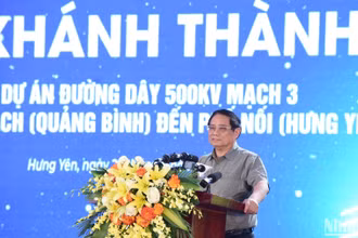 Thủ tướng Phạm Minh Chính phát biểu ý kiến tại Lễ khánh thành. (Ảnh: TRẦN HẢI)