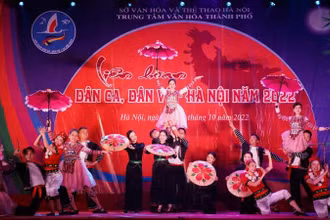 Liên hoan dân ca, dân vũ - Hà Nội năm 2022 đã tạo ra một đợt sinh hoạt văn hoá sôi động trong cộng đồng.