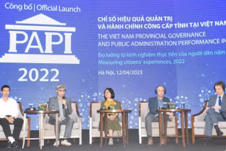 Các chuyên gia tham gia trao đổi các vấn đề liên quan đến báo cáo PAPI.