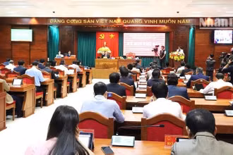 Quang cảnh kỳ họp.