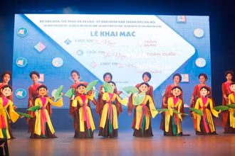 Tiết mục rối chào mừng khai mạc các cuộc thi.