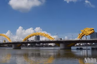Thành phố Đà Nẵng xác định phát triển Đà Nẵng trở thành một trong các trung tâm du lịch quốc tế lớn của vùng và cả nước, đảm nhận chức năng cửa ngõ miền trung và Tây Nguyên. (Ảnh: ANH ĐÀO)