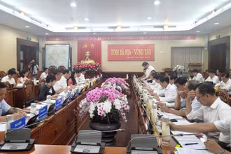 Toàn cảnh buổi làm việc.