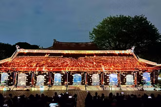 Văn Miếu - Quốc Tử Giám trở nên sống động với các màn trình diễn 3D mapping.