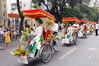 Lễ hội Du lịch là dịp quảng bá những nét đẹp văn hóa Thủ đô nhằm thu hút du khách.