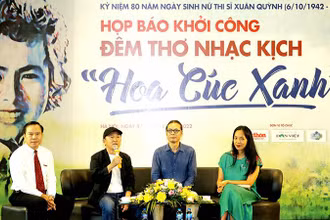 Đại diện Ban tổ chức và ekip sáng tạo chia sẻ về chương trình.