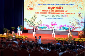 Quang cảnh buổi họp mặt.
