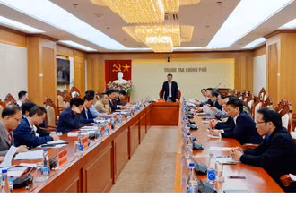 Quang cảnh cuộc họp.