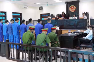 Toàn cảnh phiên tòa.