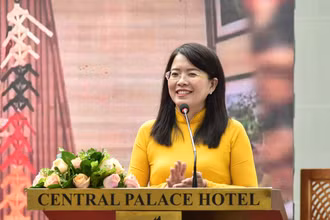 Bà Nguyễn Thị Ánh Hoa, Giám đốc Sở Du lịch Thành phố Hồ Chí Minh phát biểu tại Hội nghị.
