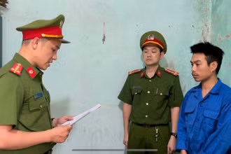 Đối tượng Nguyễn Thế Anh tại cơ quan Công an.