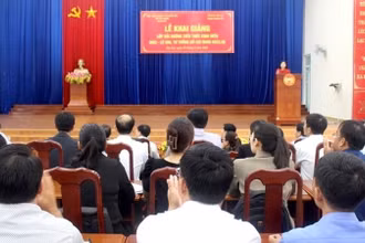 Quang cảnh Lễ khai giảng lớp bồi dưỡng.