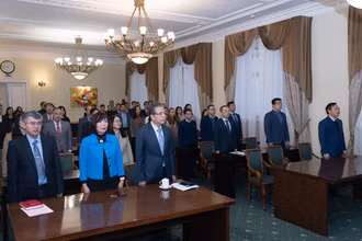 Đông đảo các đảng viên tham dự kỷ niệm Ngày thành lập Đảng tại Liên bang Nga. (Ảnh: THANH THỂ)