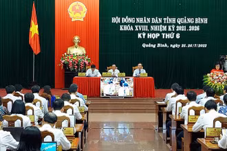 Quang cảnh kỳ họp thứ 6 Hội đồng nhân dân tỉnh Quảng Bình.