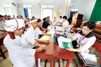 Ngân hàng Chính sách xã hội hiện đang duy trì giao dịch cố định tại 10435 Điểm giao dịch xã, phường, thị trấn trong toàn quốc.
