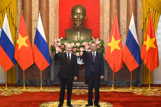 Chủ tịch nước Tô Lâm và Tổng thống Liên bang Nga Vladimir Putin. (Ảnh: THỦY NGUYÊN)