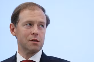 Phó Thủ tướng kiêm Bộ trưởng Công Thương Nga Denis Manturov cũng nằm trong danh sách trừng phạt lần này của Mỹ. (Ảnh: Reuters)