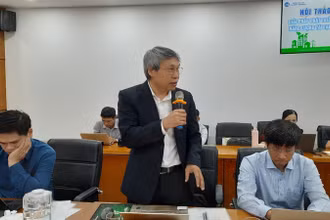 Đại biểu phát biểu tại hội thảo.