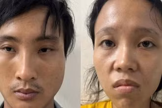 Hai đối tượng Toàn và Tâm (phải) tại cơ quan Công an. (Ảnh: Công an cung cấp)