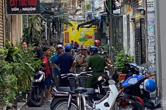 Hiện trường con hẻm nơi xảy ra vụ cháy.(Ảnh: CTV)