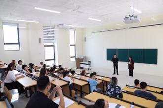 Sinh viên học tập trên giảng đường Đại học Quốc gia Hà Nội (Ảnh minh họa)