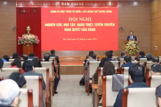 Toàn cảnh hội nghị.