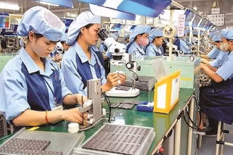Theo ông Tadahiro Kinoshita - Chủ tịch Hiệp hội Doanh nghiệp Nhật Bản tại Việt Nam, từ góc độ doanh nghiệp Nhật Bản thì các lĩnh vực nhóm ngành mà giải quyết được các vấn đề xã hội thì đều có cơ hội kinh doanh.