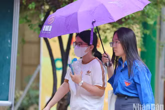 Thí sinh tham dự kỳ thi tuyển sinh vào lớp 10 Hà Nội năm học 2024-2025 (Ảnh: ĐẠI THẮNG)
