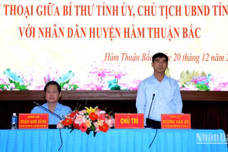 Bí thư Tỉnh ủy, Chủ tịch Ủy ban nhân dân tỉnh Bình Thuận đối thoại với nhân dân huyện Hàm Thuận Bắc.