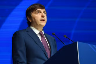 Bộ trưởng Giáo dục Nga Sergei Kravtsov (Ảnh: БИЗНЕС Online)