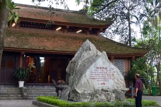 Khu Di tích lịch sử quốc gia 27/7 là công trình văn hoá lịch sử có ý nghĩa to lớn, đáp ứng nhu cầu du khách đến tham quan và tưởng nhớ công lao của các Anh hùng liệt sĩ. Ảnh: thainguyentv.vn