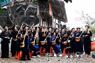 Hát then của người Tày ở Cao Bằng là sản phẩm du lịch văn hóa đặc trưng tại địa phương.