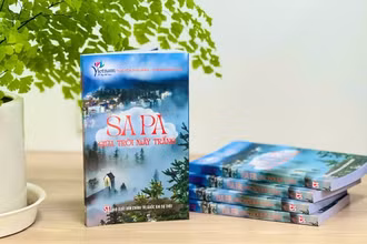 Cuốn sách "Sa Pa giữa trời mây trắng" vừa được Nhà xuất bản Chính trị quốc gia Sự thật ấn hành.
