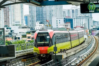 Tàu điện Nhổn-Ga Hà Nội bắt đầu vận hành thử đoạn trên cao. 