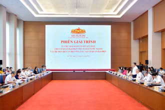 Toàn cảnh Phiên giải trình.