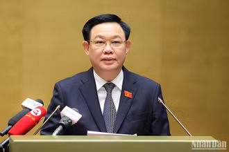 Chủ tịch Quốc hội Vương Đình Huệ phát biểu kết luận Diễn đàn Người lao động năm 2023. (Ảnh: DUY LINH)