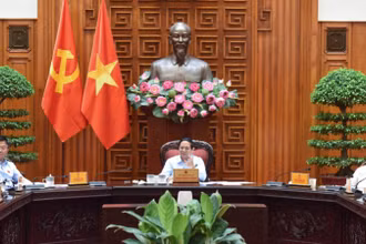 Thủ tướng Phạm Minh Chính chủ trì cuộc họp của Thường trực Chính phủ về xây dựng dự thảo Nghị quyết của Quốc hội. (Ảnh: TRẦN HẢI)