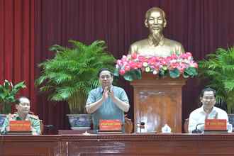 Thủ tướng Phạm Minh Chính dự cuộc tiếp xúc cử tri thành phố Cần Thơ trước kỳ họp thứ 8, Quốc hội khóa XV. (Ảnh: THANH GIANG)