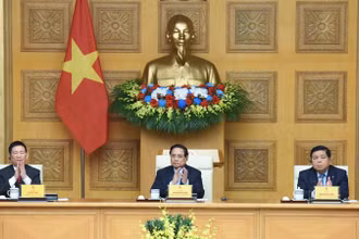 Thủ tướng Phạm Minh Chính chủ trì Tọa đàm với các tập đoàn, doanh nghiệp hàng đầu của Hoa Kỳ. (Ảnh: TRẦN HẢI)
