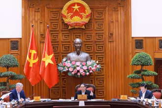 Thủ tướng Phạm Minh Chính chủ trì cuộc họp của Ban Thường vụ Đảng ủy Chính phủ. (Ảnh TRẦN HẢI)