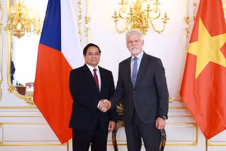Thủ tướng Chính phủ Phạm Minh Chính và Tổng thống Cộng hoà Czech Petr Pavel (Ảnh: NHẬT BẮC/VGP).