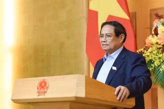 Thủ tướng Phạm Minh Chính phát biểu ý kiến tại cuộc làm việc. (Ảnh: TRẦN HẢI)