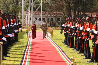 Đại sứ Vũ Thanh Huyền trình Thư ủy nhiệm lên Tổng thống Cộng hòa Kenya.